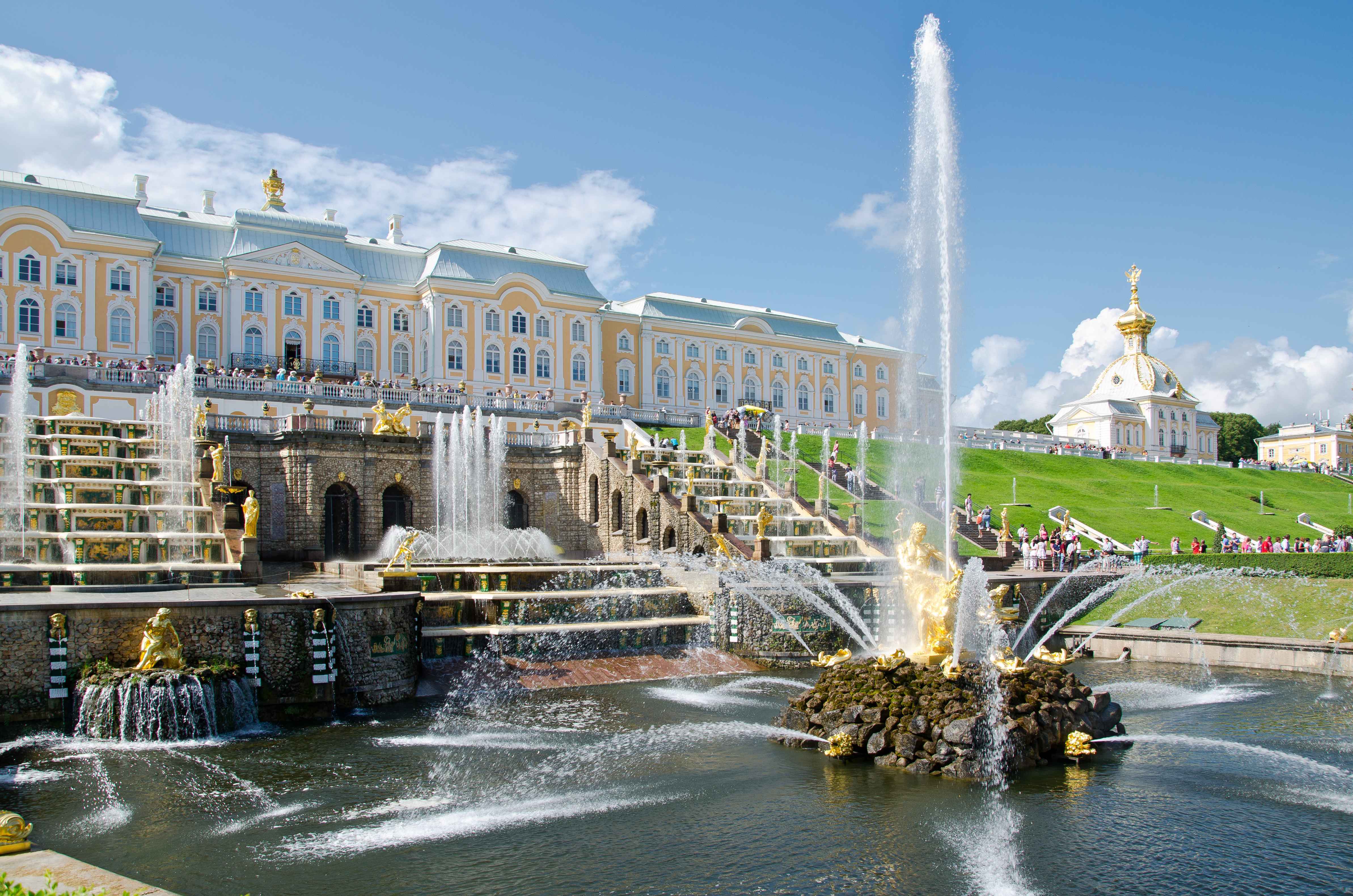 Visite vid&eacute;o de la r&eacute;serve-mus&eacute;e de Peterhof